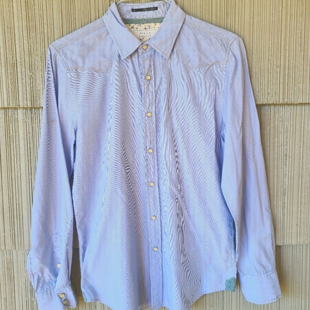 21men womens pearlsnap blue shirt